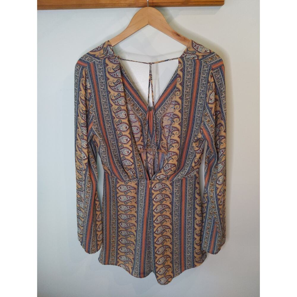 LUSH Paisley Print Romper Long Sleeve Boho Tie Back Size L Tan Brown Burgundy